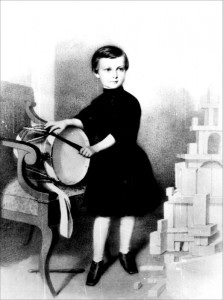 Prinz Ludwig mit Trommel und Baukasten 